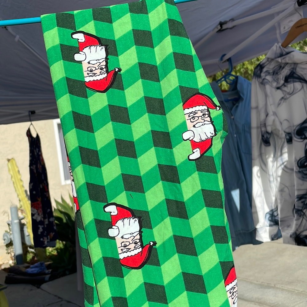 Lularoe one size Christmas Santa leggings new
